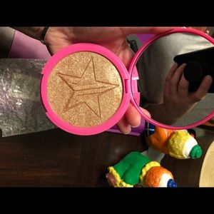 Jeffree Star King Tut Skin Frost